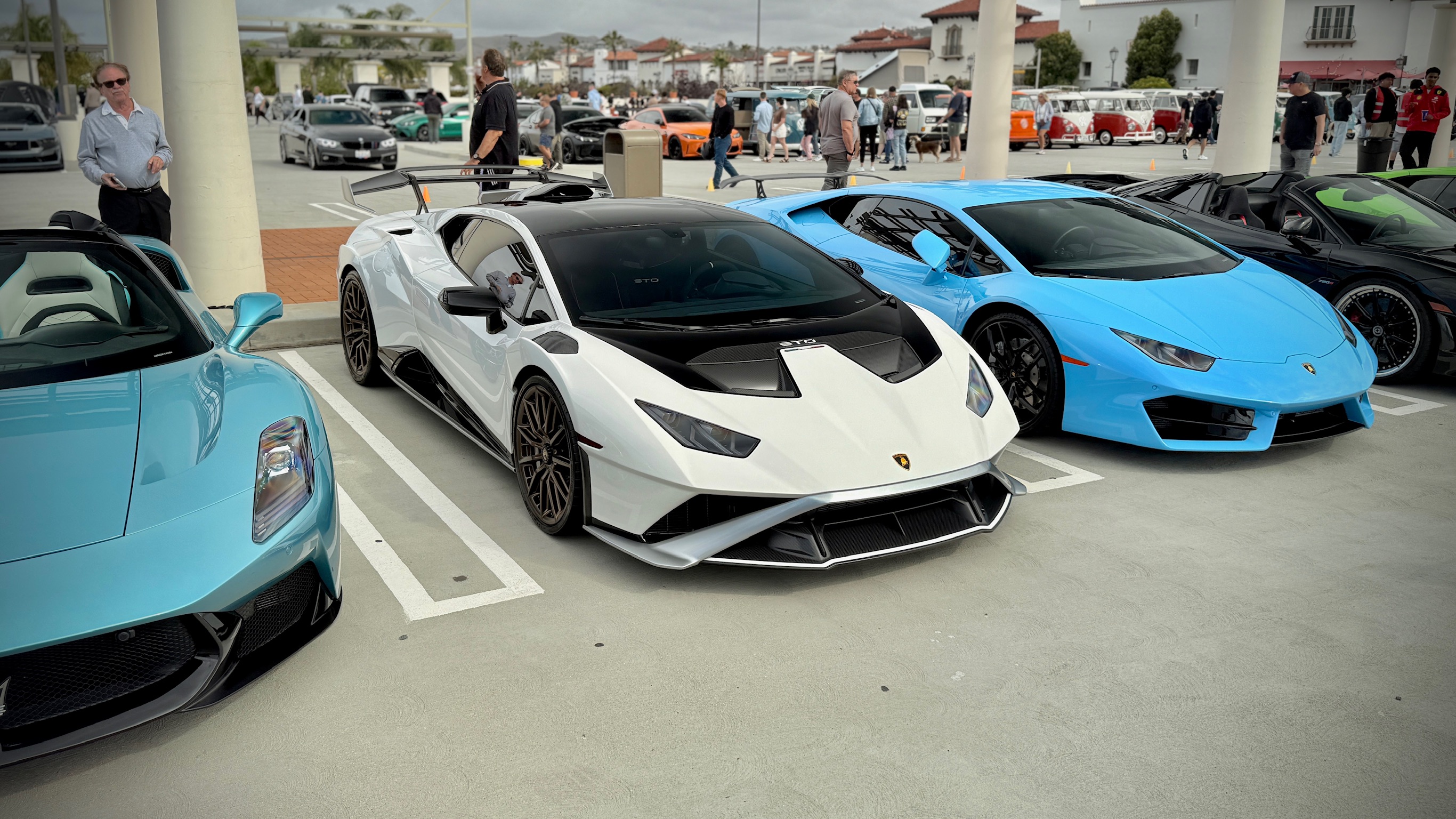 2022 Lamborghini Huracan — Lineage Image 1