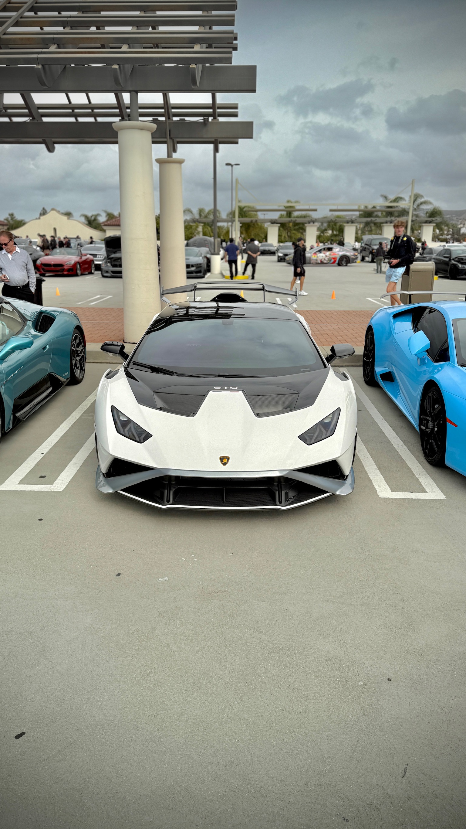 2022 Lamborghini Huracan — Lineage Image 2