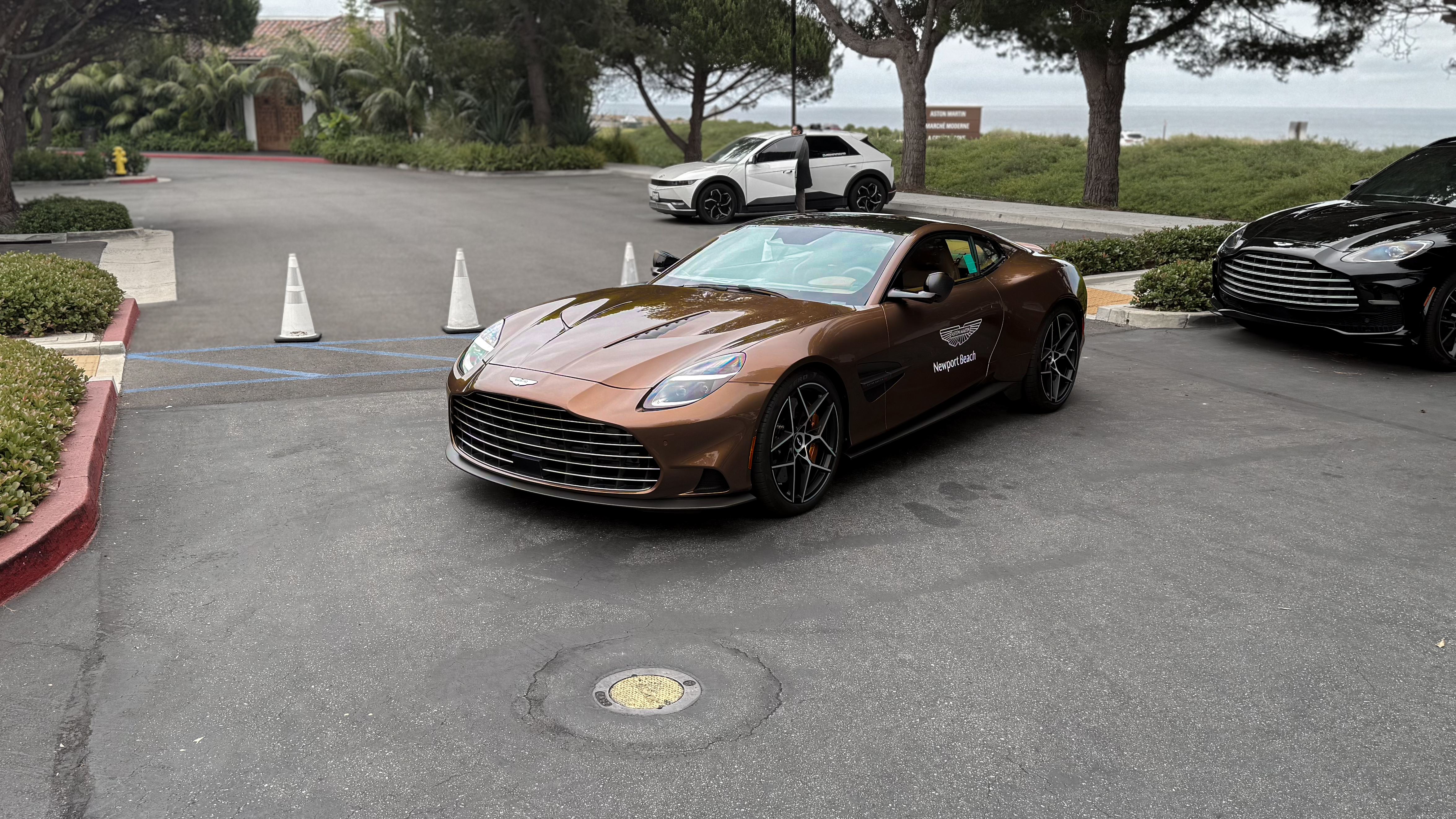 2025 Aston Martin Vanquish — Lineage Image 1