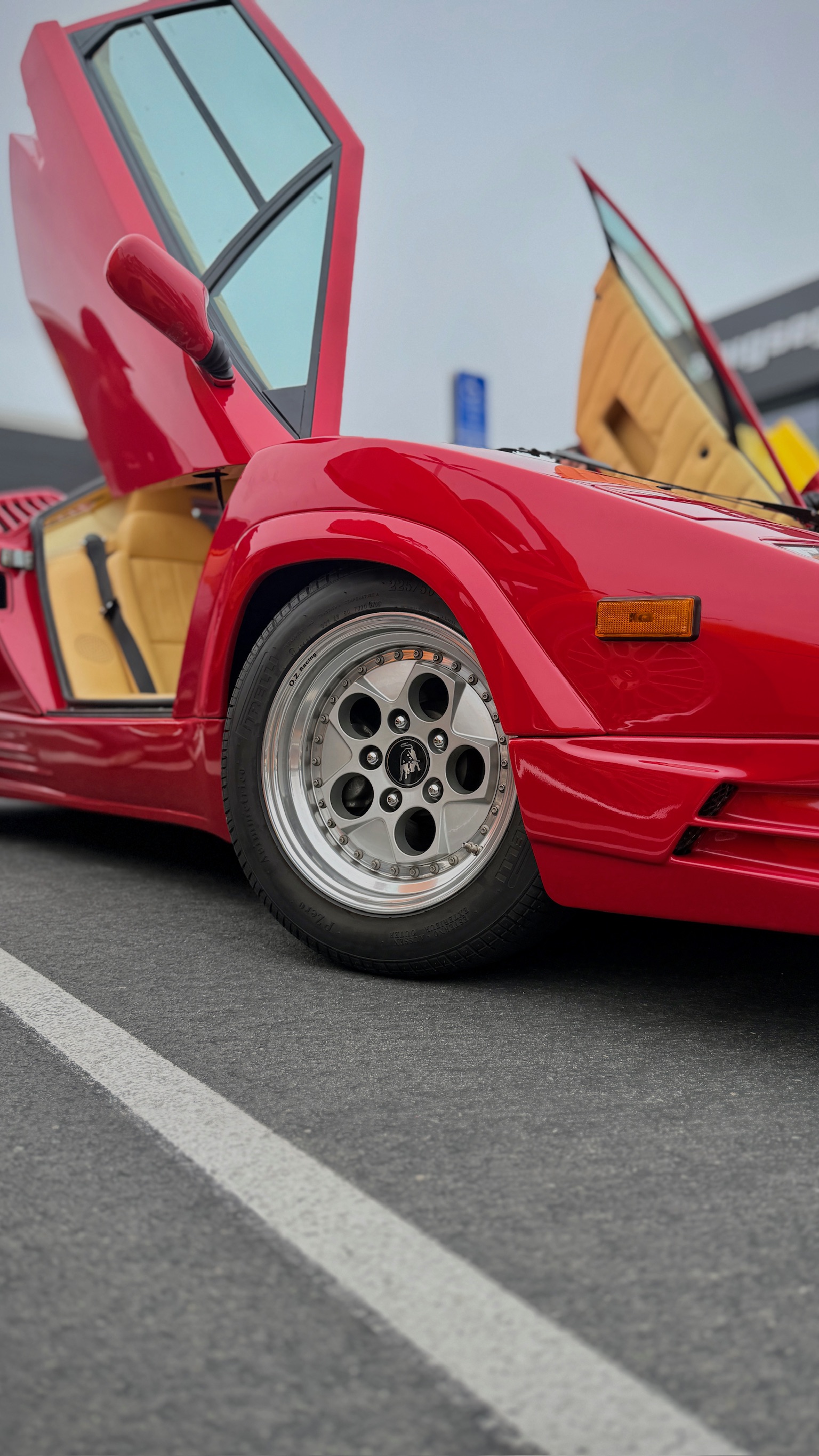 1989 Lamborghini Countach — Lineage Image 4