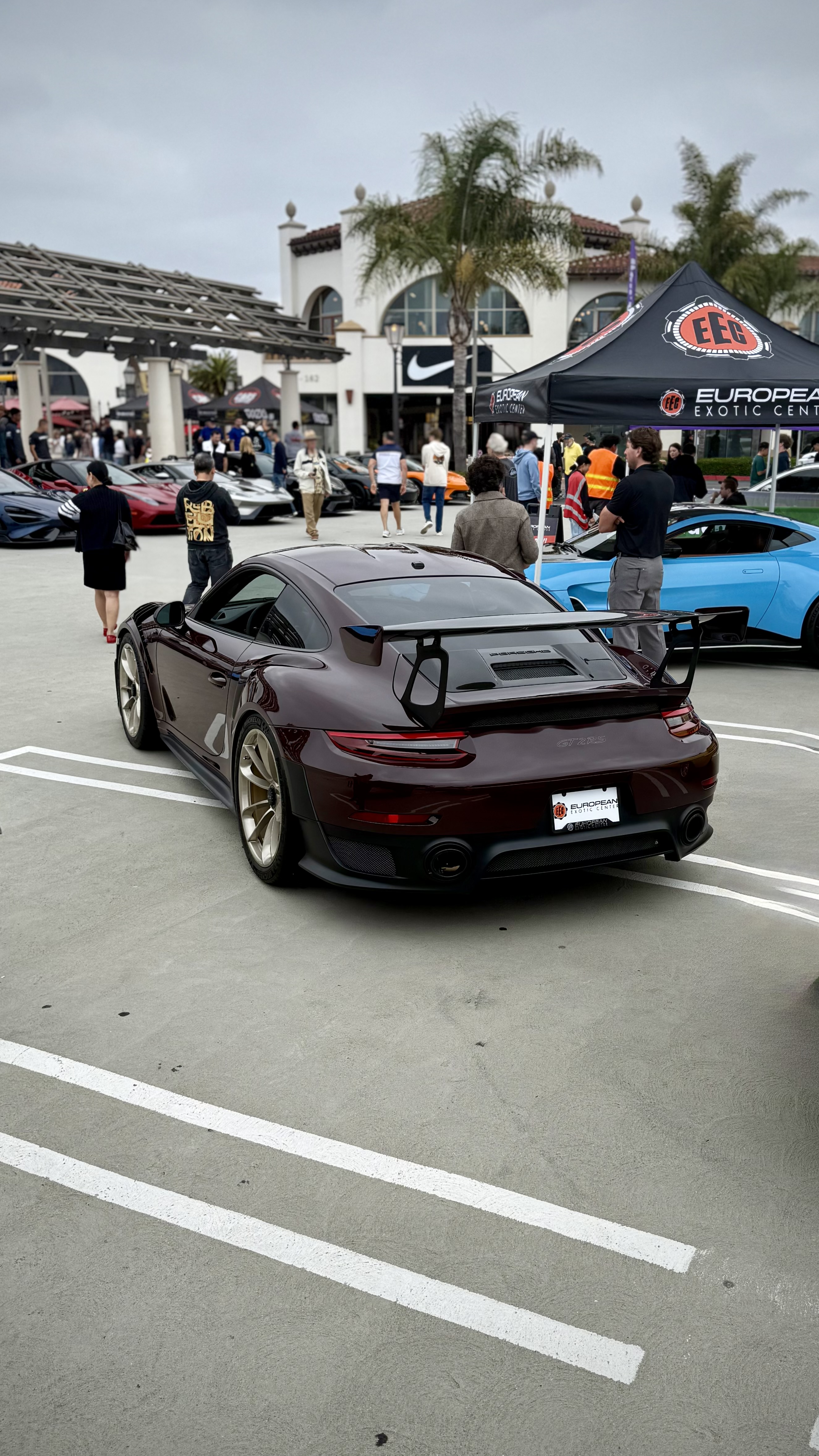 2018 Porsche 911 — Lineage Image 5