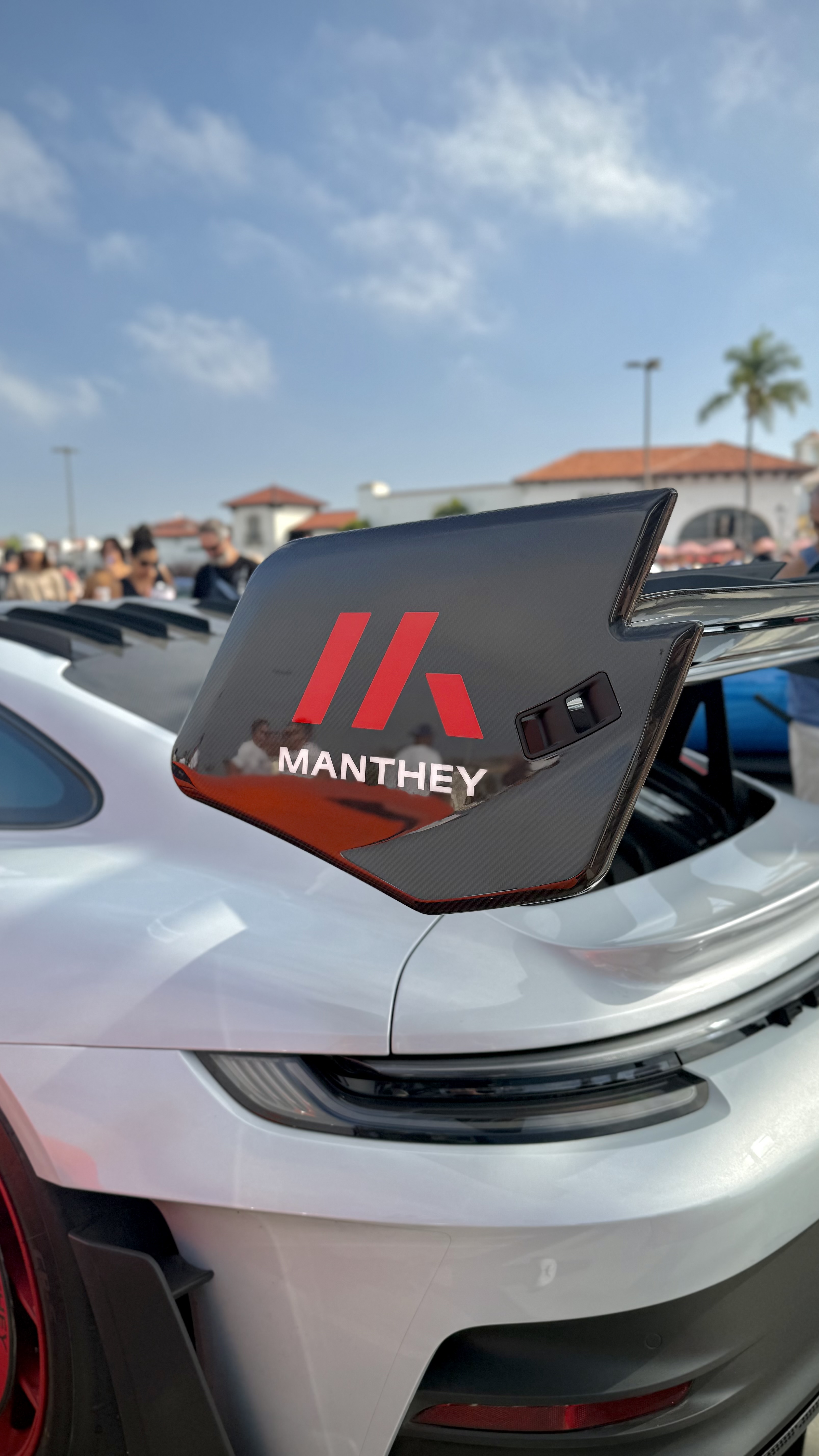 2025 Porsche 911 — Lineage Image 3