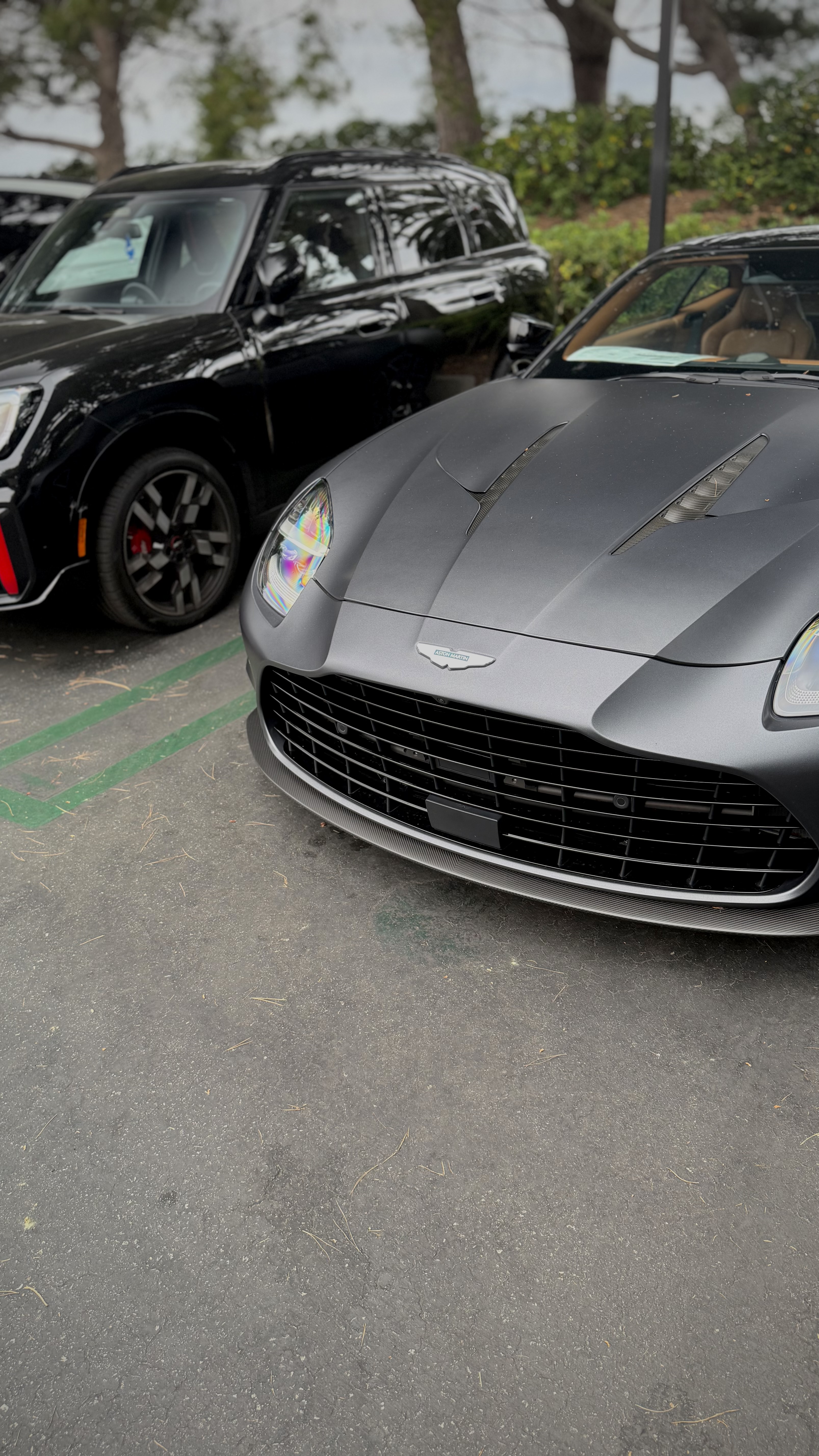 2025 Aston Martin Vanquish — Lineage Image 3