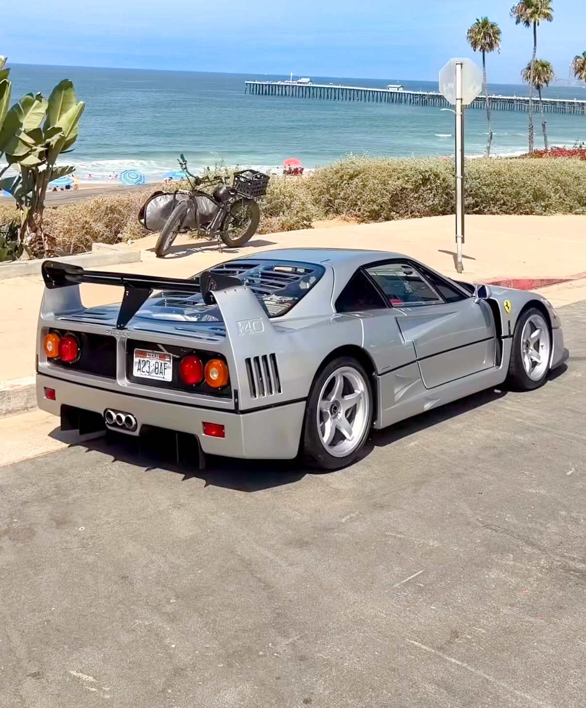 1990 Ferrari F40 — Lineage Image 2