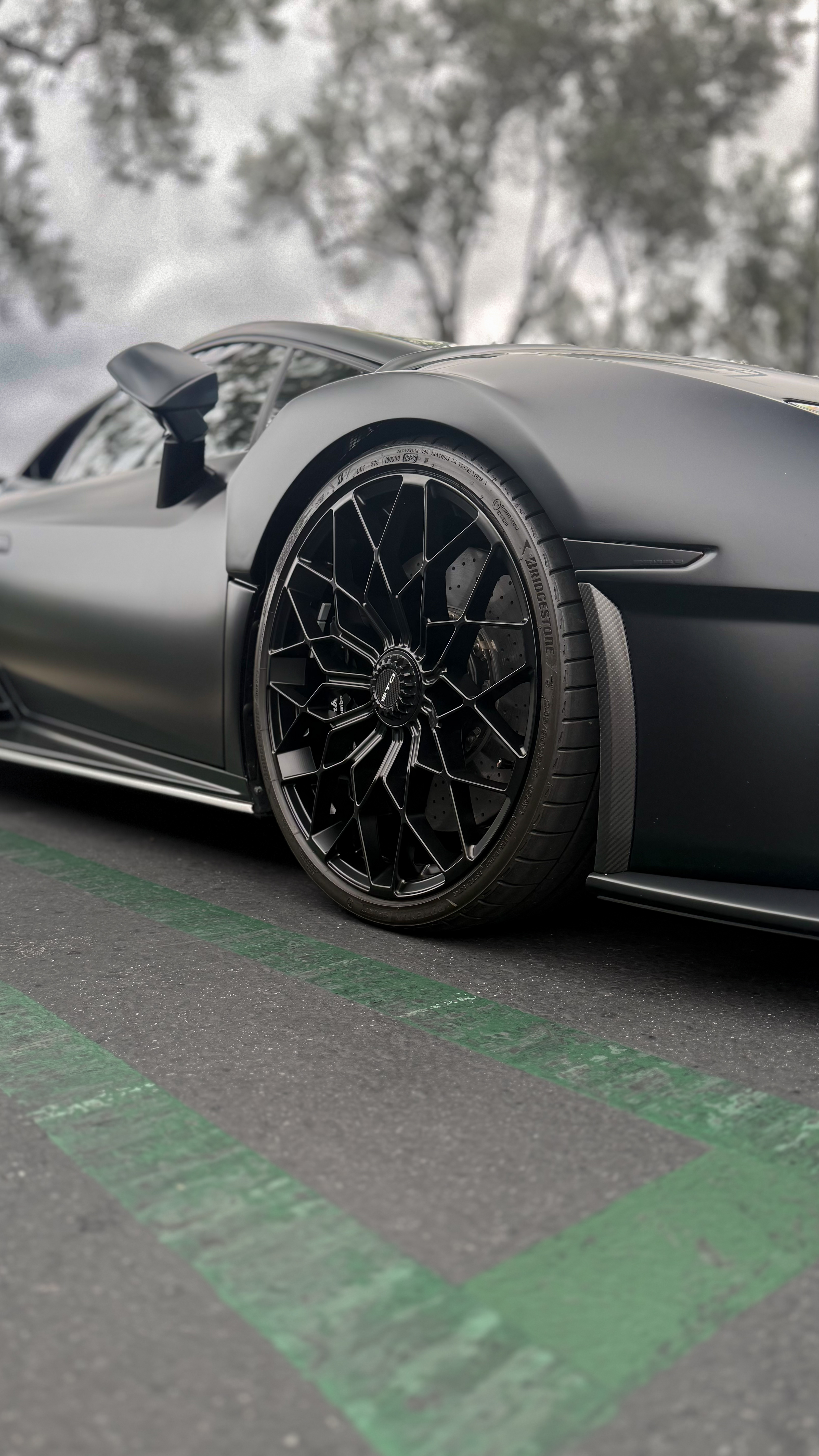 2023 Lamborghini Huracan — Lineage Image 3
