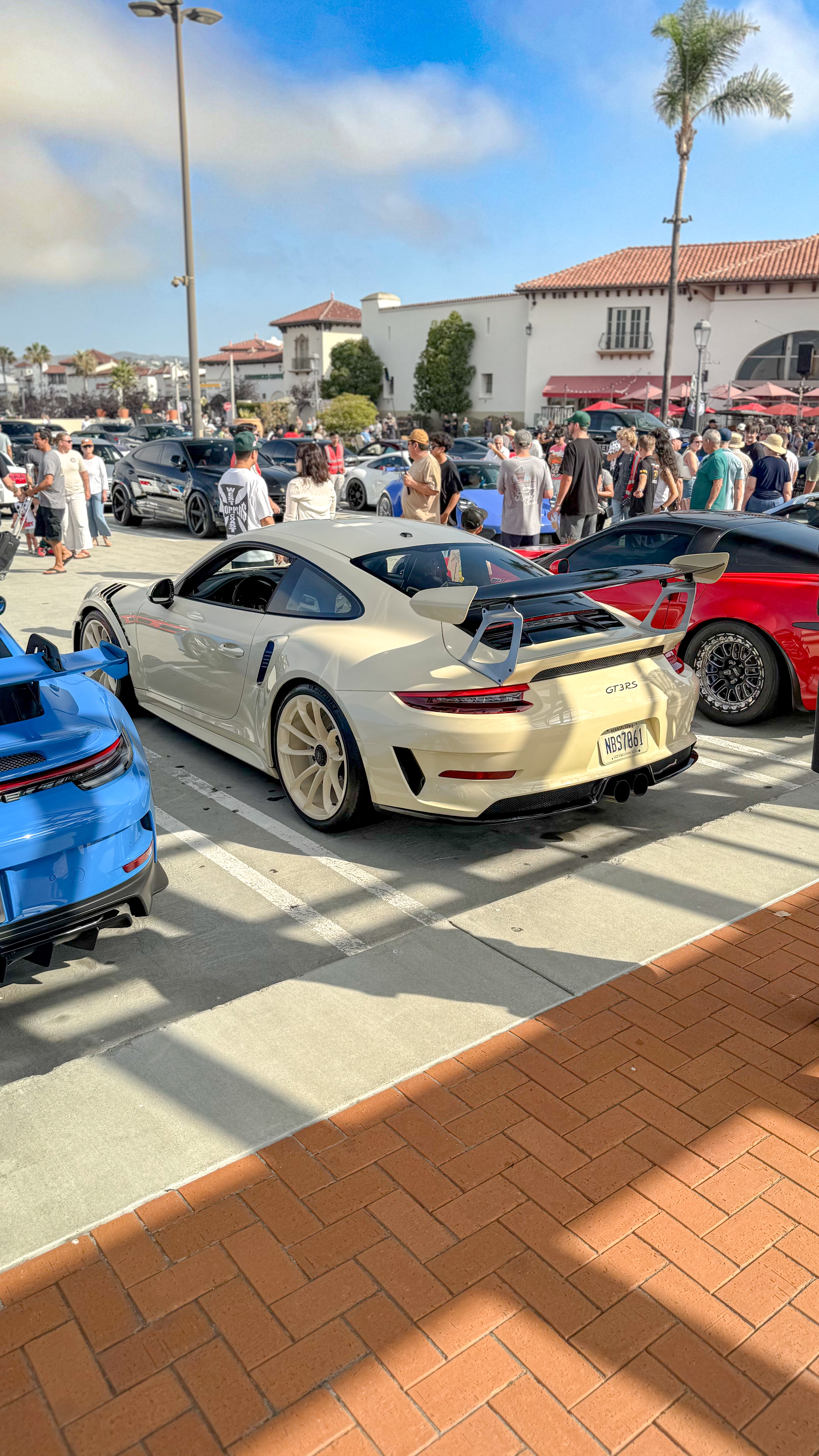 2019 Porsche 911 — Lineage Image 3