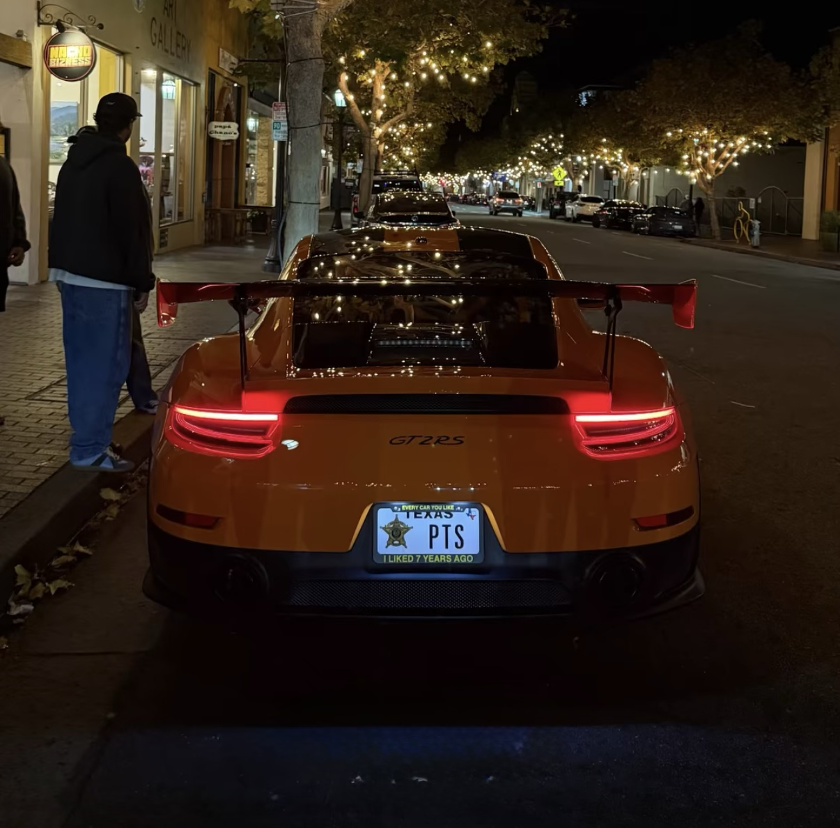 2018 Porsche 911 β Lineage Image 1
