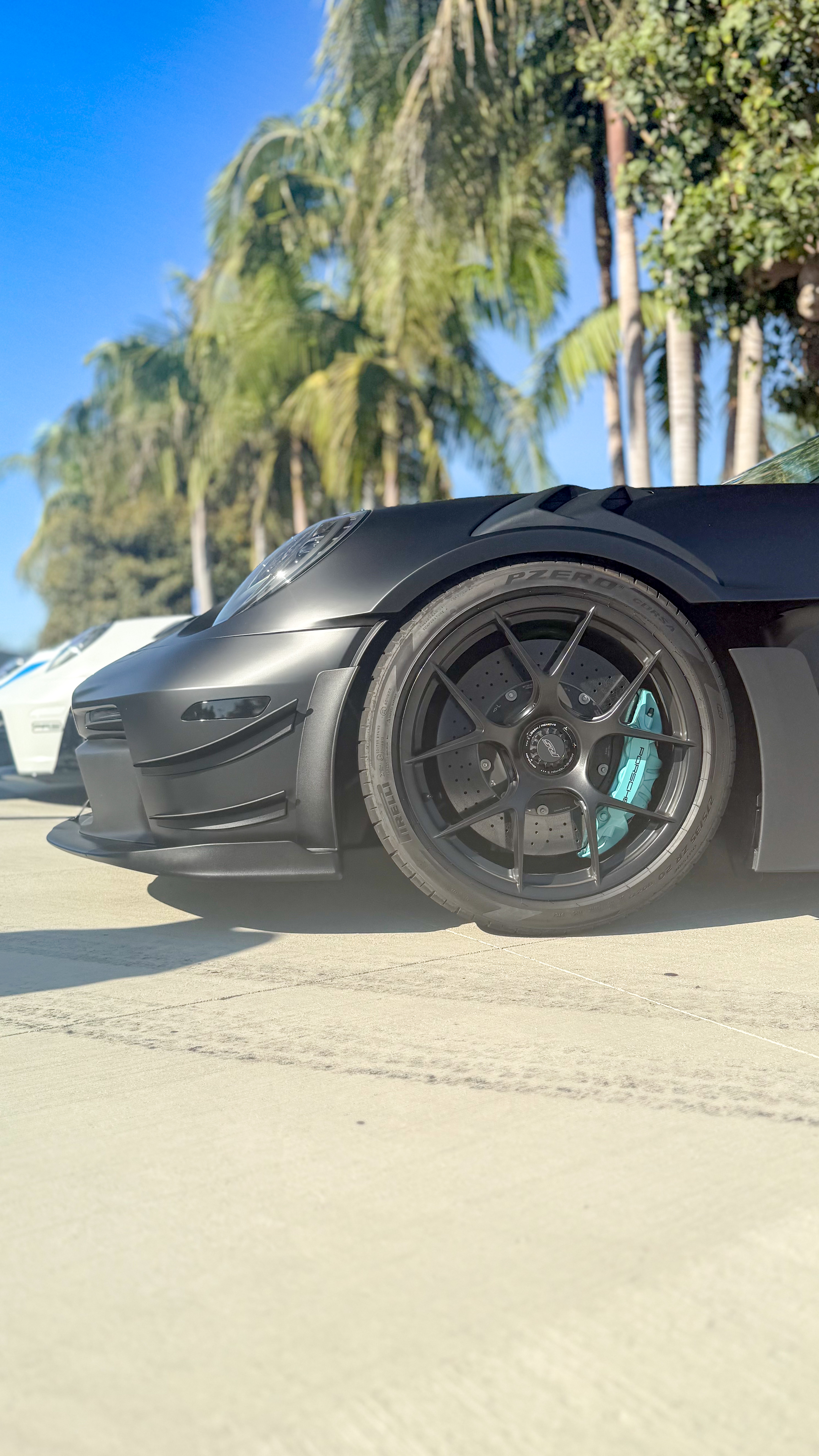 2025 Porsche 911 — Lineage Image 2