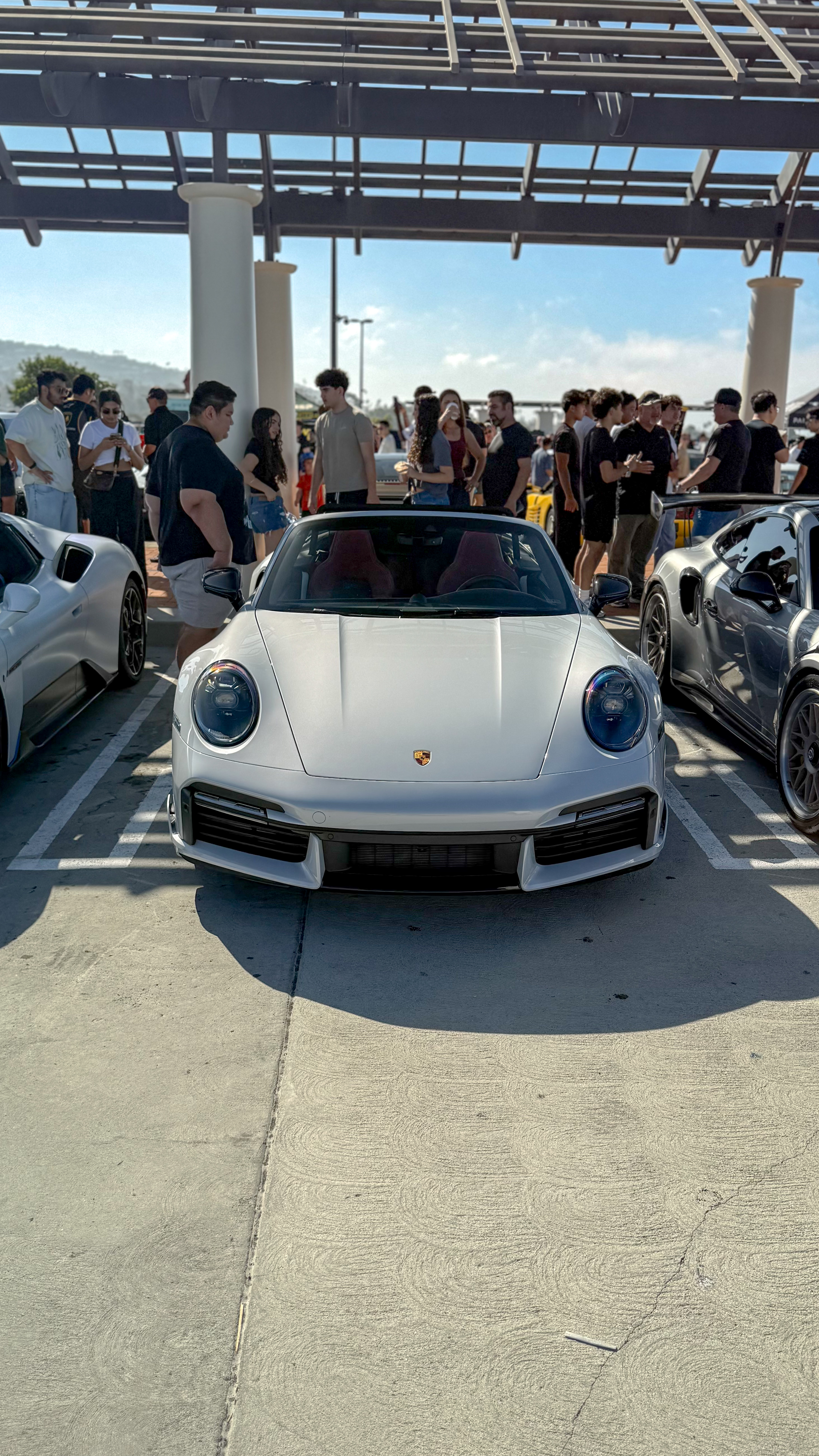 2025 Porsche 911 — Lineage Image 1
